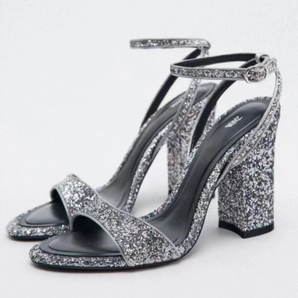 🆕(NWT) ZARA Block Glitter Heels. Size 40/US 9 - Picture 2 of 8
